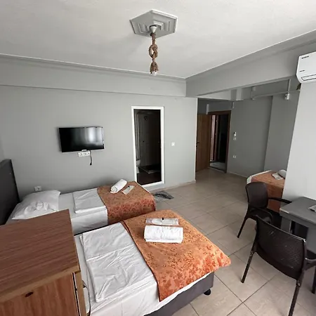 Guenes Appart hôtel 3*